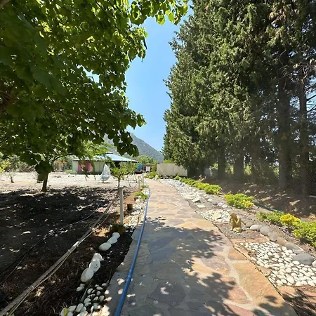 Cabrece 홈스테이 *