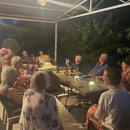 Cabrece 홈스테이 *